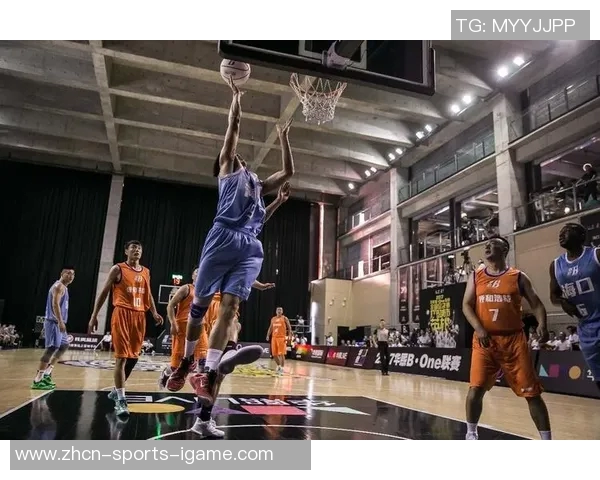 雷霆队与费内巴切的激烈对决展现篮球魅力与团队精神的巅峰较量